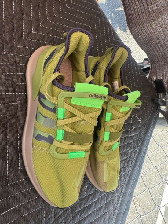 adidas U path  run men’s shoes green size 8.5 main image 10